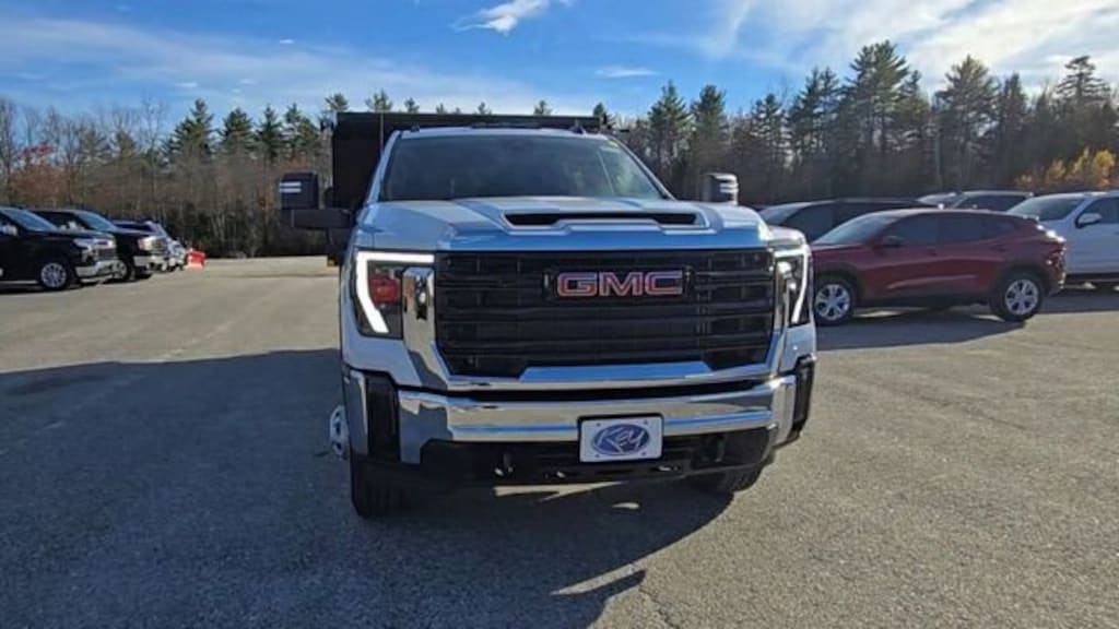 New 2025 GMC Sierra 3500 HD Chassis Cab Pro Truck