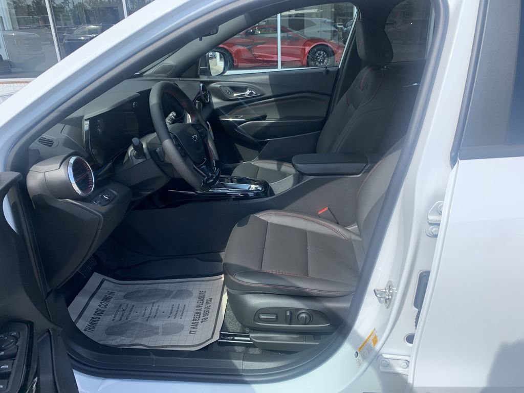 2026 Chevrolet Trax RS - Photo 15