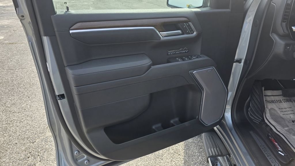2026 Chevrolet Silverado 1500 High Country - Photo 14