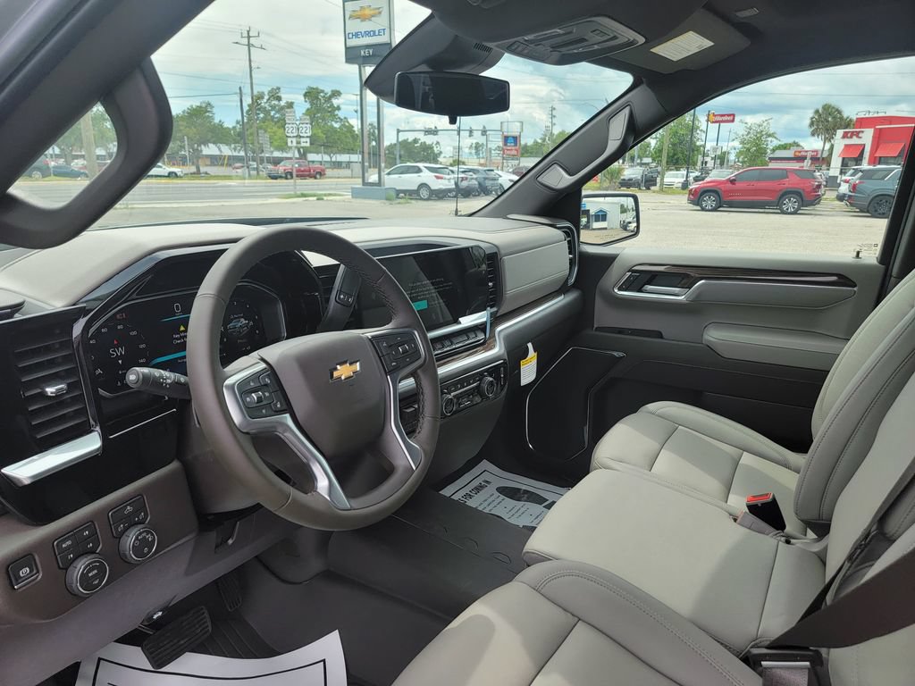 2026 Chevrolet Silverado 1500 LT - Photo 17
