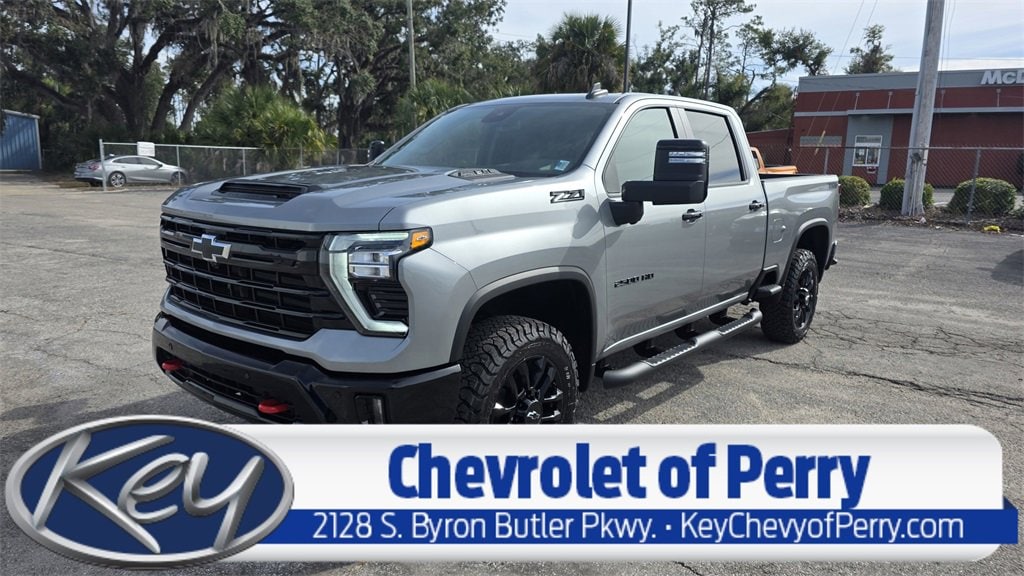 2026 Chevrolet Silverado 2500HD LT's photo