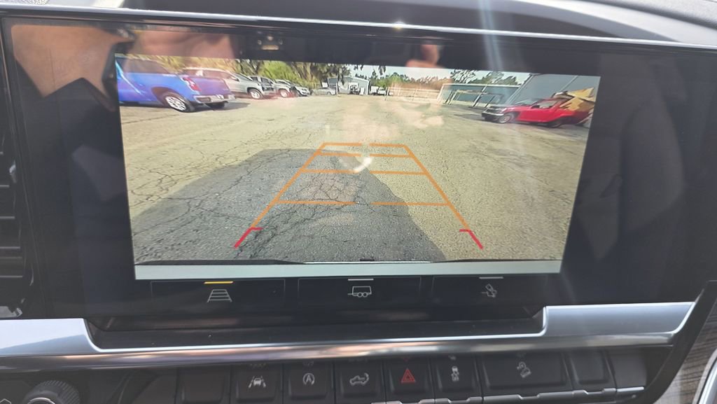 2025 Chevrolet Silverado 1500 LT - Photo 22