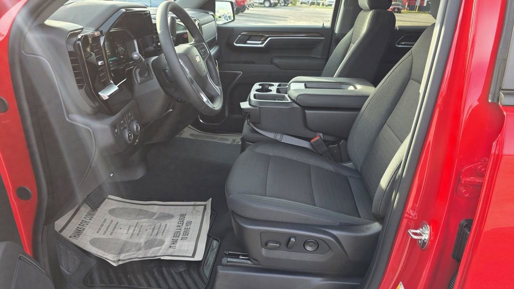 2026 Chevrolet Silverado 1500 LT - Photo 15