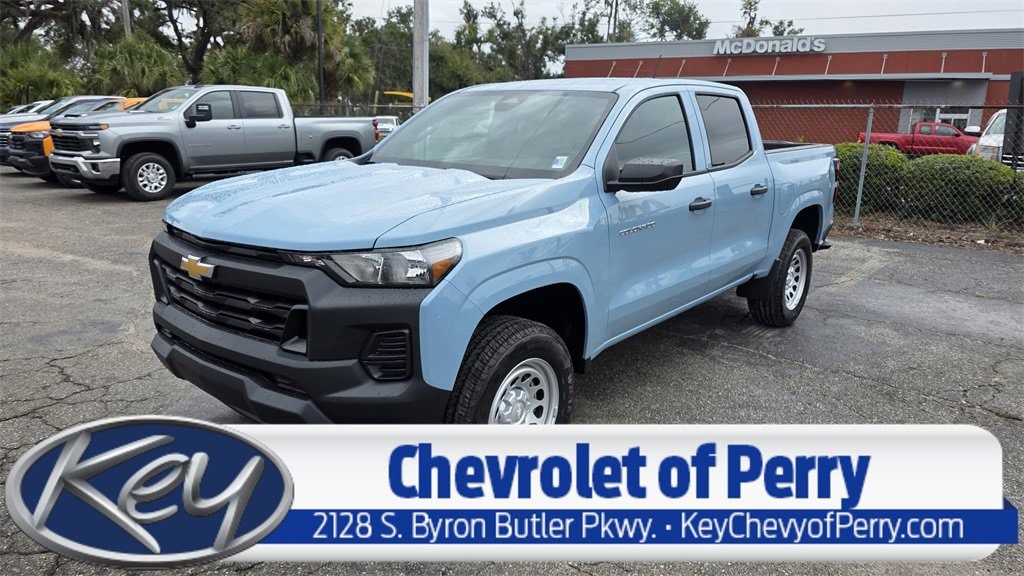 2026 Chevrolet Colorado Work Truck's photo