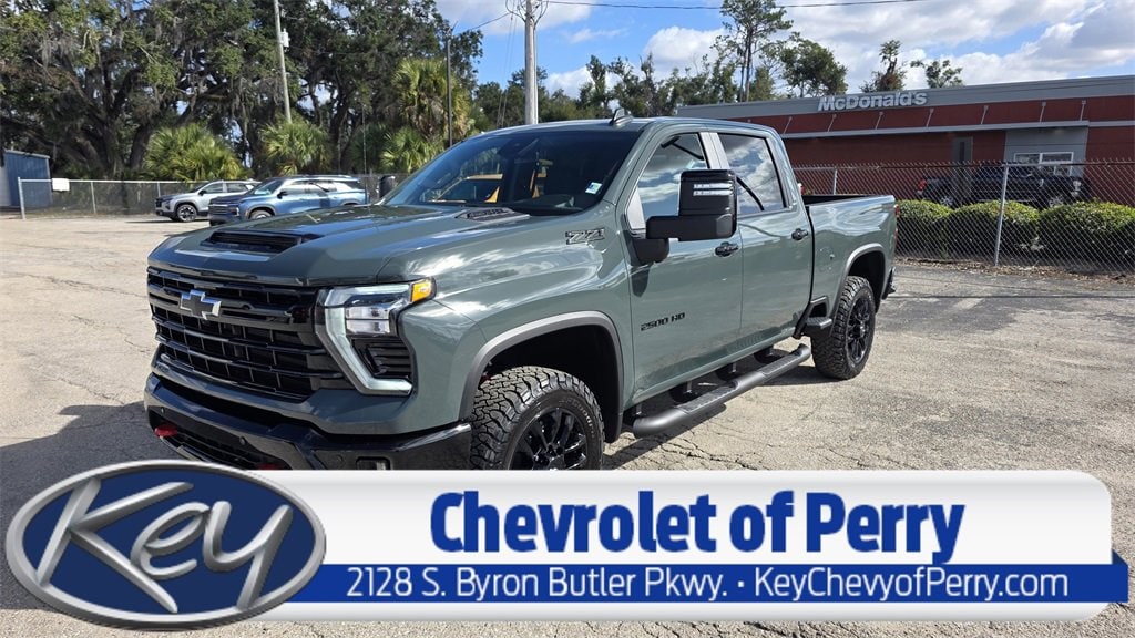 2026 Chevrolet Silverado 2500HD LT's photo