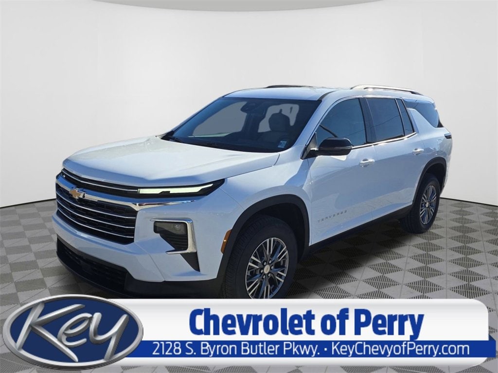 2026 Chevrolet Traverse LT's photo