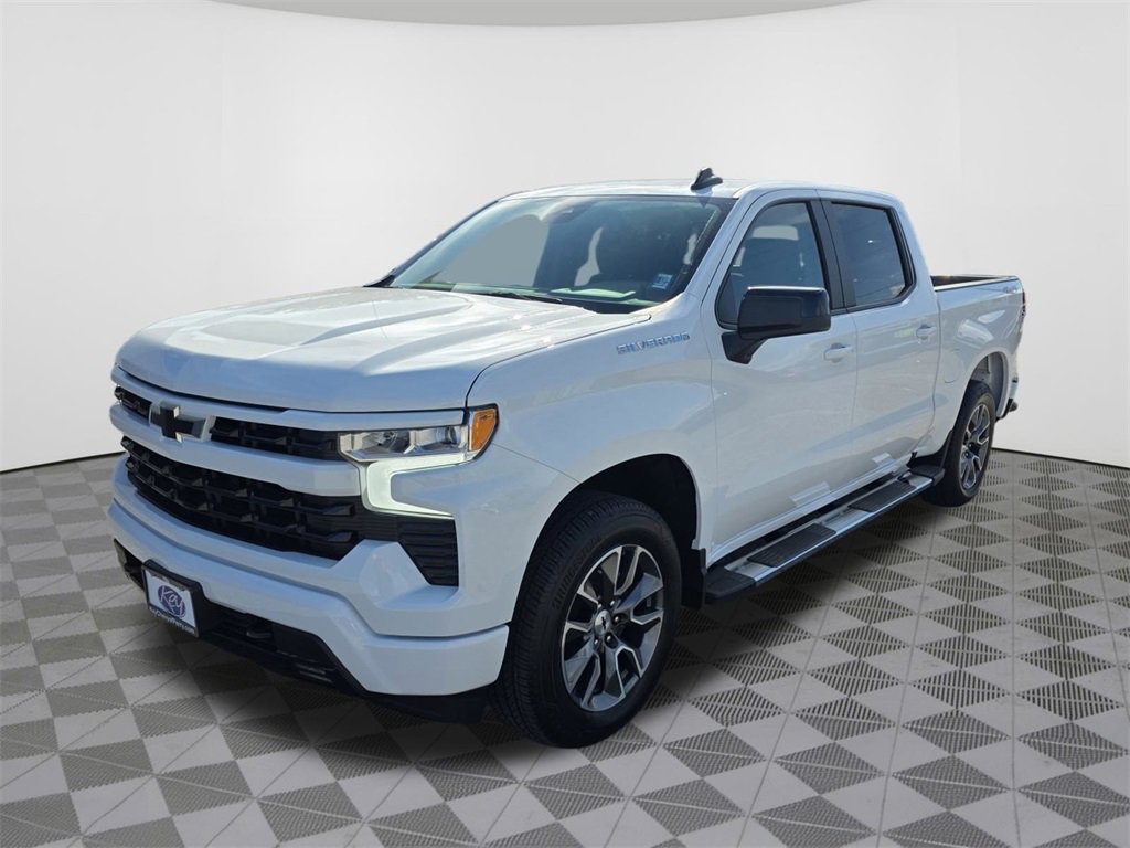 2025 Chevrolet Silverado 1500 RST photo 2