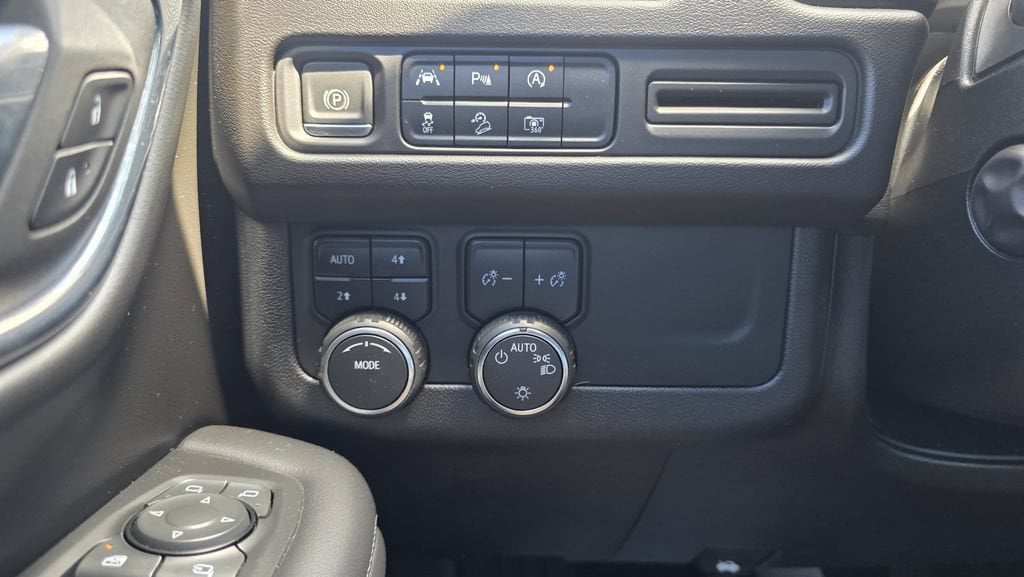 2023 Chevrolet Tahoe Z71 - Photo 21