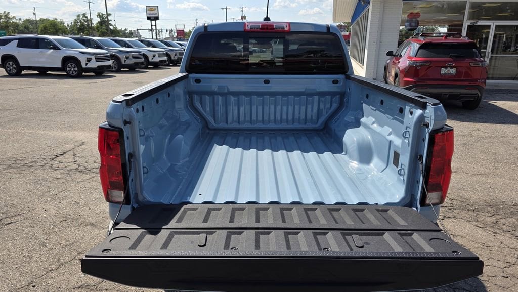 2025 Chevrolet Colorado LT - Photo 10