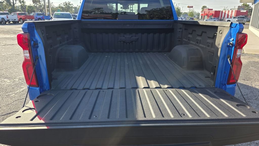 2025 Chevrolet Silverado 1500 LT Trail Boss - Photo 11
