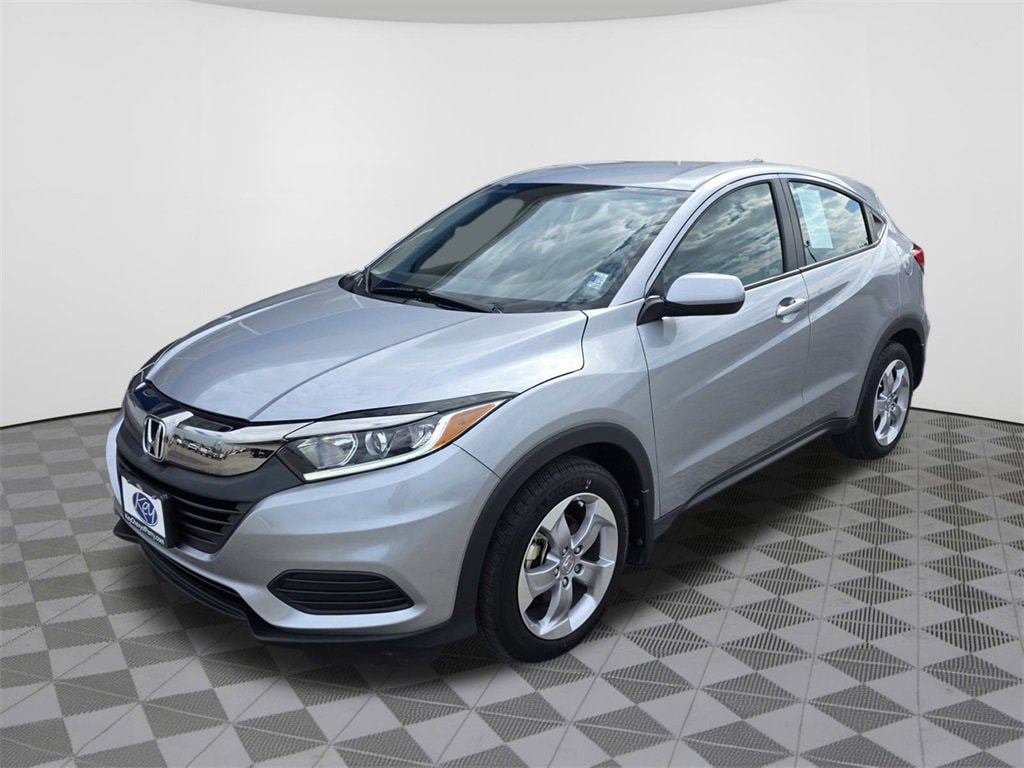 Used 2022 Honda HR-V LX with VIN 3CZRU5H33NM723220 for sale in Perry, FL