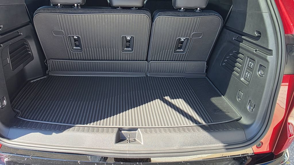 2026 Chevrolet Traverse High Country - Photo 12