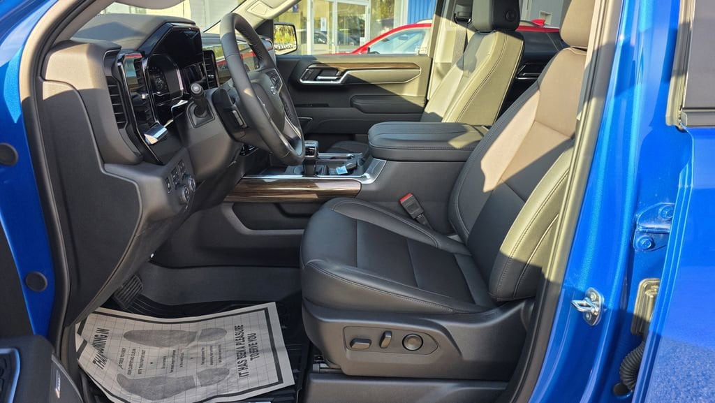 2025 Chevrolet Silverado 1500 LT Trail Boss - Photo 16