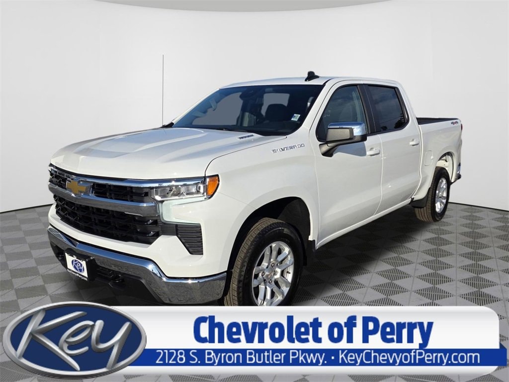 2025 Chevrolet Silverado 1500 LT's photo