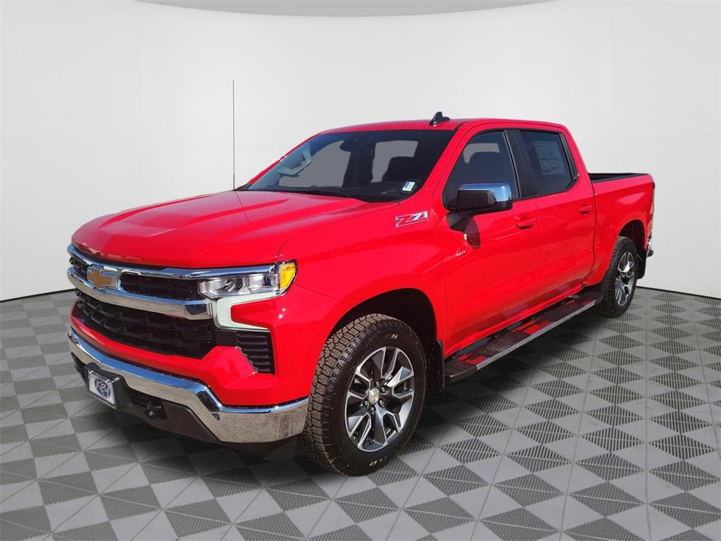 2025 Chevrolet Silverado 1500 LT photo 2