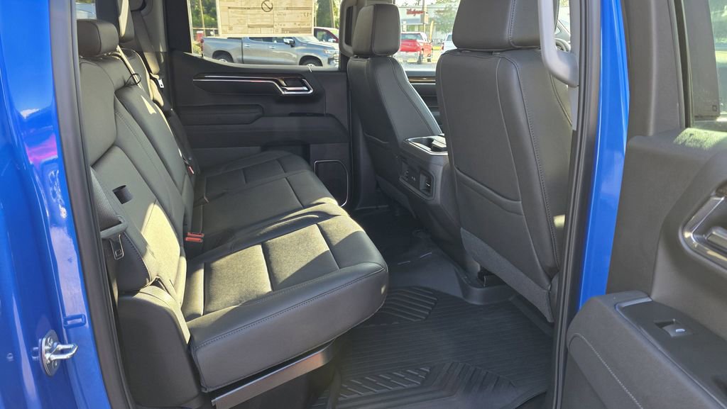 2025 Chevrolet Silverado 1500 LT Trail Boss - Photo 7