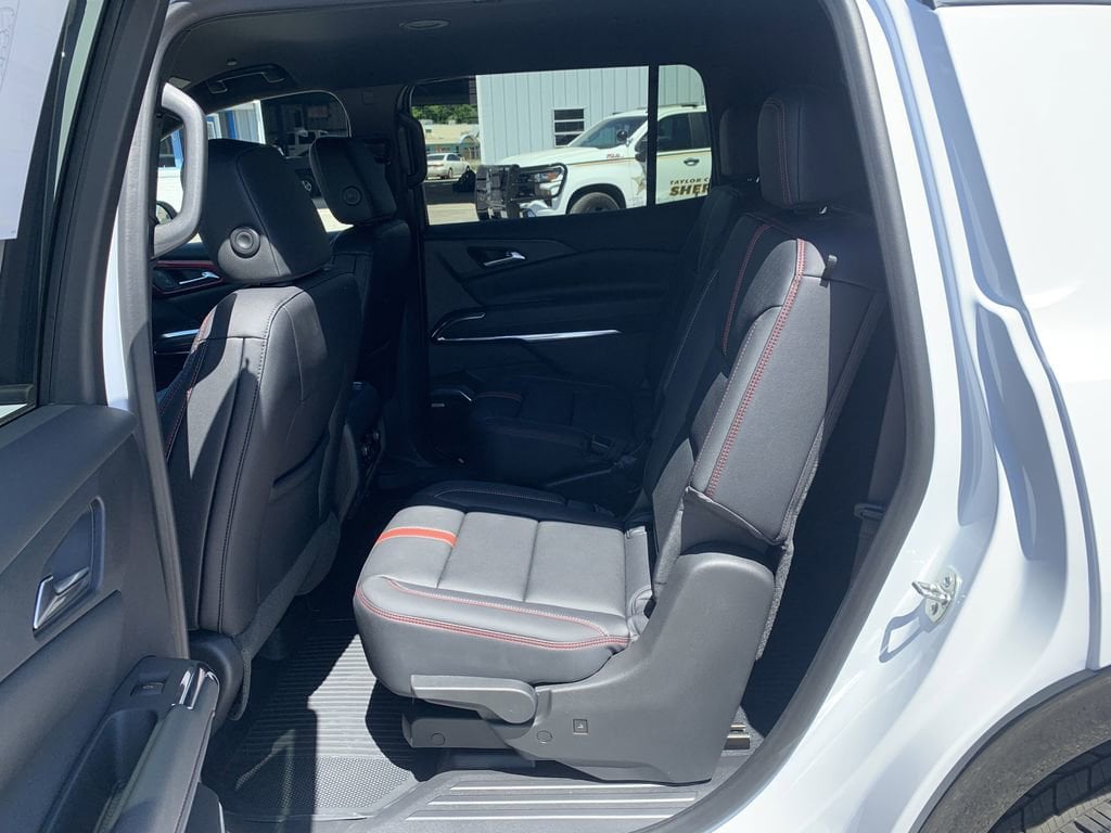 2026 Chevrolet Traverse RS - Photo 15