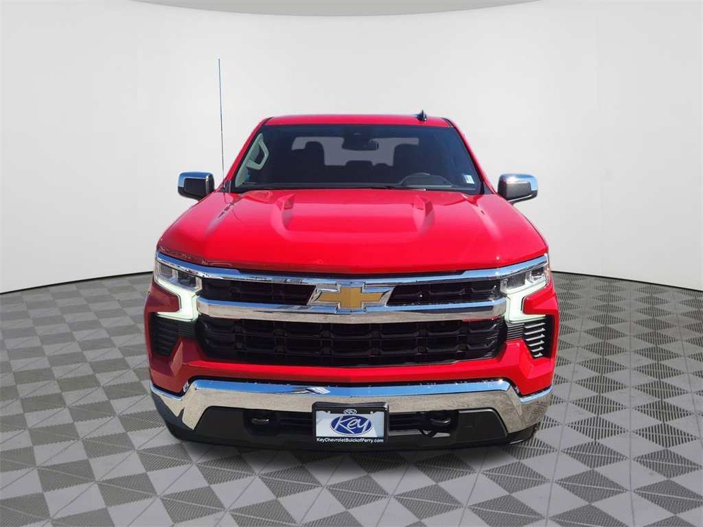 2025 Chevrolet Silverado 1500 LT photo 3