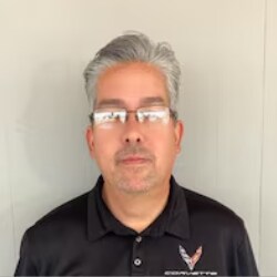 Staff member Manny Aguirre from ID_29b339d33483