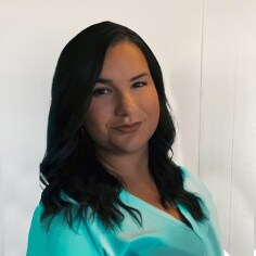 Staff member Vanessa Smith from ID_29b339d33483
