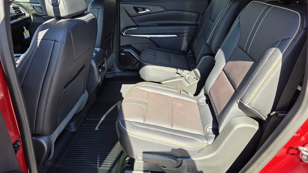 2026 Chevrolet Traverse High Country - Photo 18