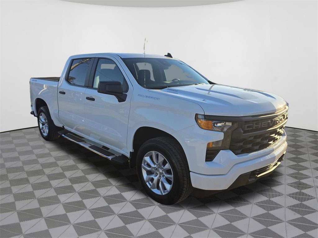 New 2026 Chevrolet Silverado 1500 Custom Truck