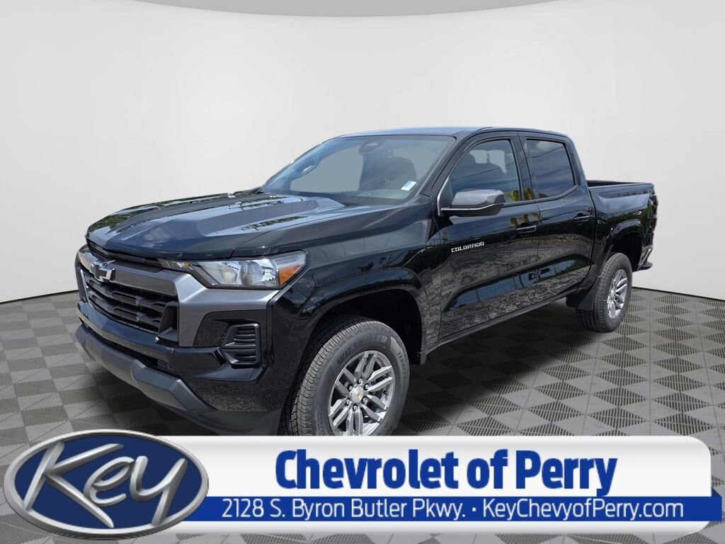 New 2025 Chevrolet Colorado WT/LT Truck
