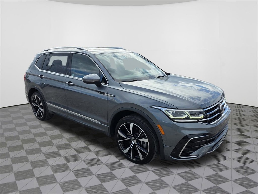 2022 Volkswagen Tiguan SEL Premium R-Line photo 4