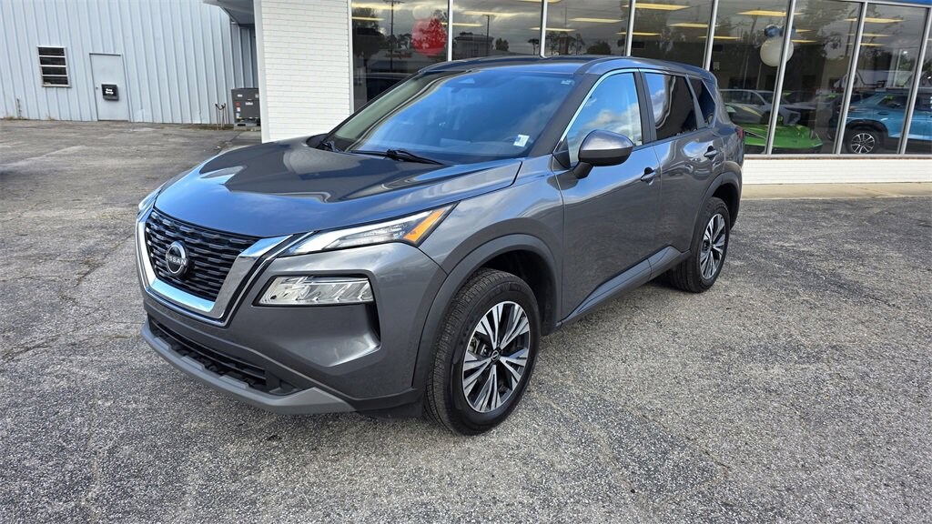 Used 2023 Nissan Rogue SV