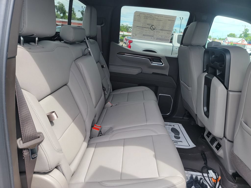 2026 Chevrolet Silverado 1500 LT - Photo 6