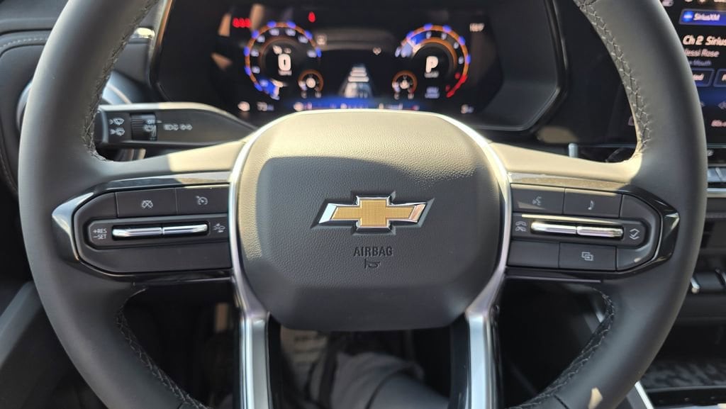 2025 Chevrolet Colorado LT - Photo 16