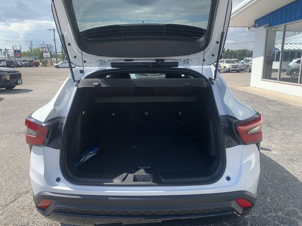 2026 Chevrolet Trax RS - Photo 10