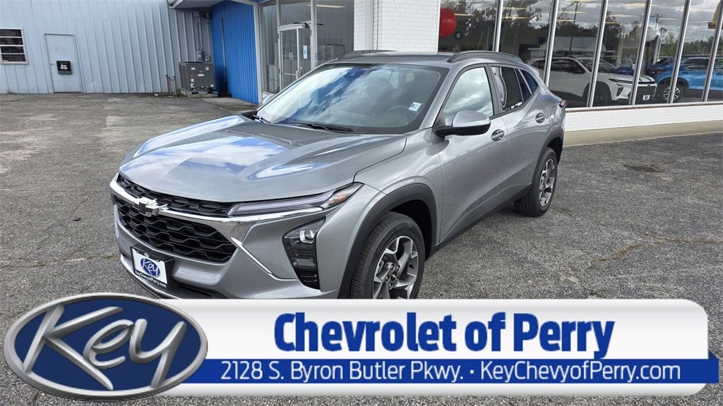 2025 Chevrolet Trax LT's photo