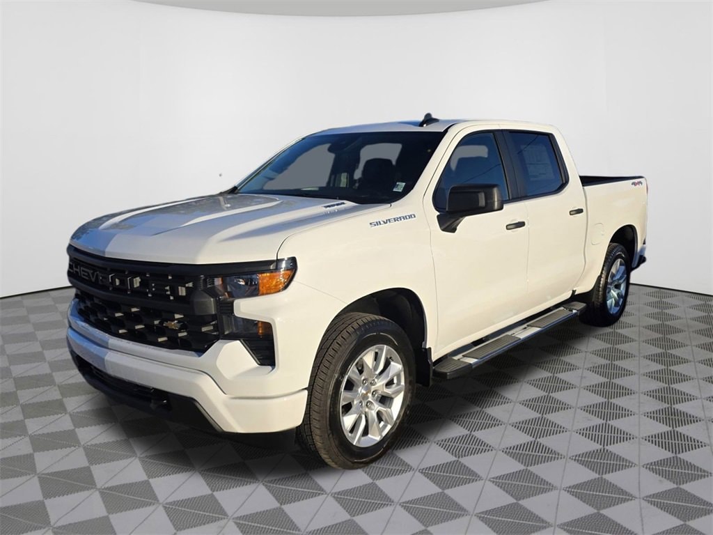 New 2026 Chevrolet Silverado 1500 Custom Truck