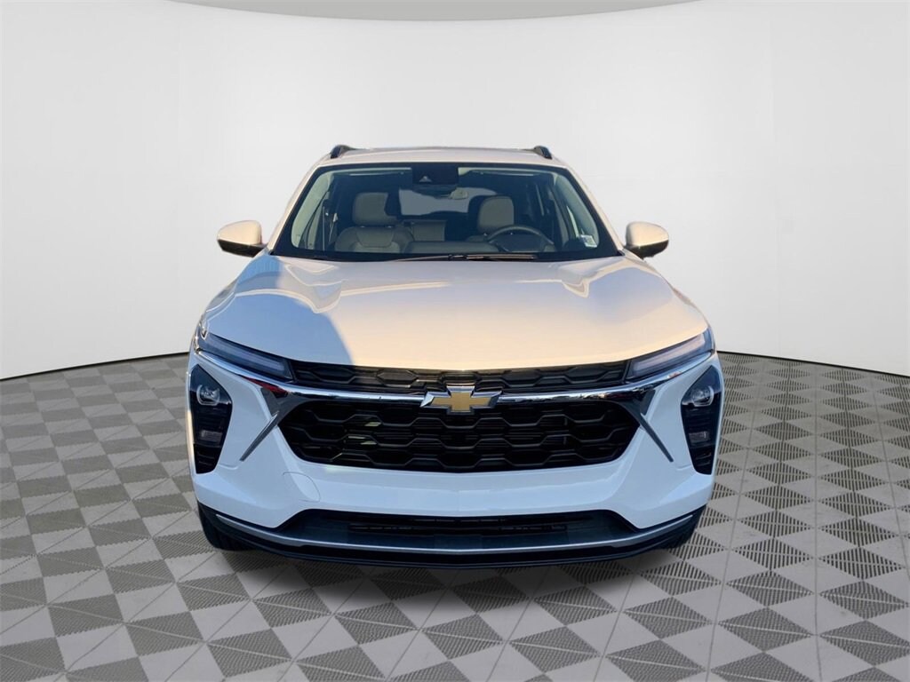 New 2026 Chevrolet Trax LT SUV