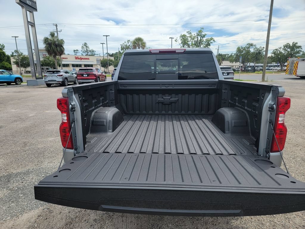 2026 Chevrolet Silverado 1500 LT - Photo 10