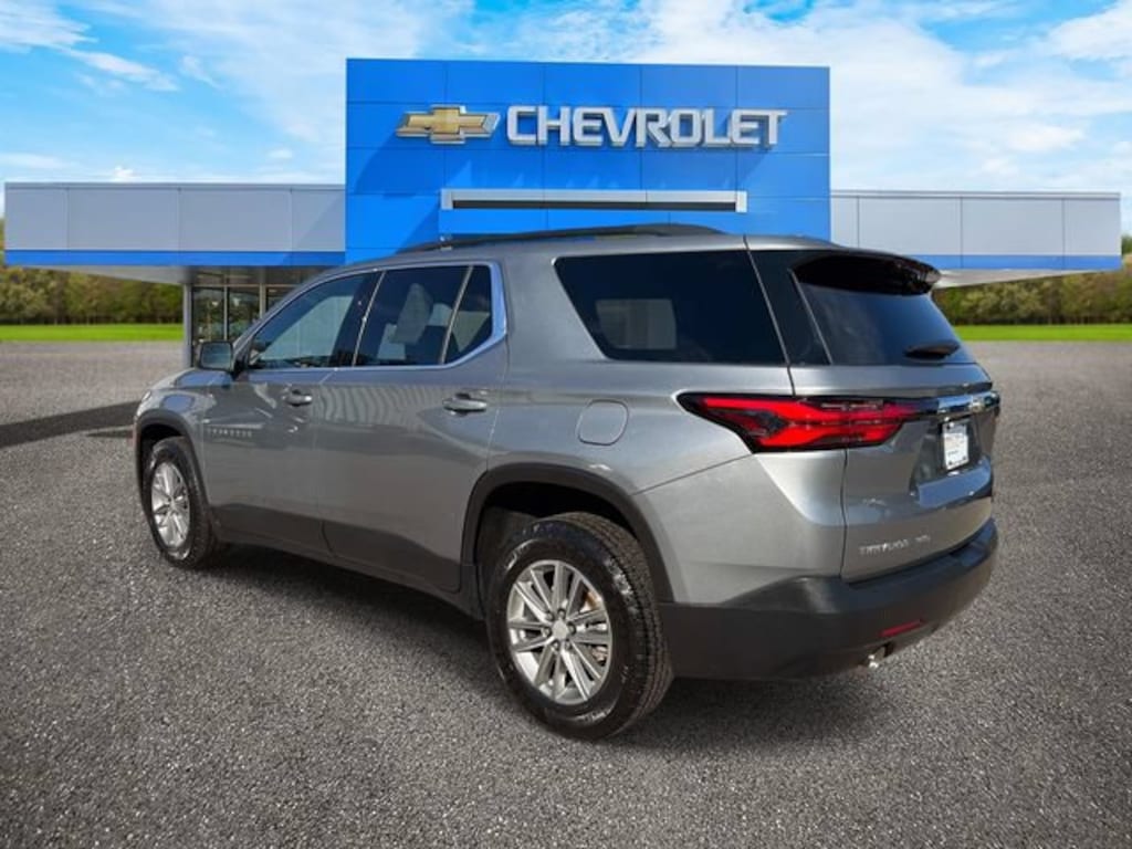 Used 2023 Chevrolet Traverse LT Leather SUV