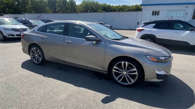 Used 2022 Chevrolet Malibu 1LT with VIN 1G1ZD5STXNF160884 for sale in Middletown, CT