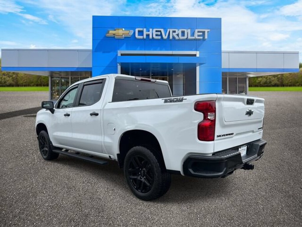 Used 2025 Chevrolet Silverado 1500 Custom Trail Boss Truck Crew Cab