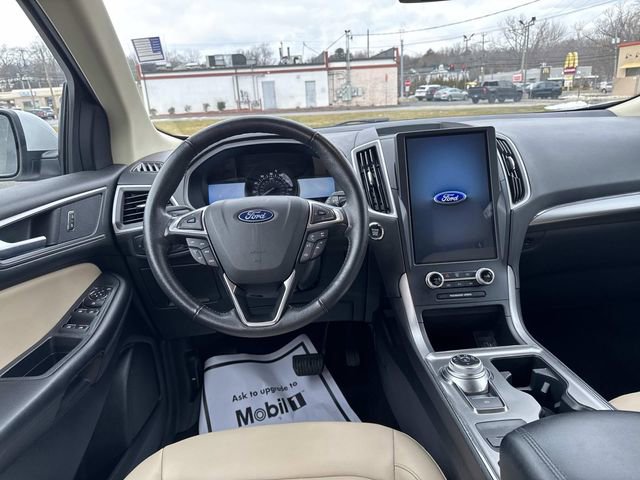 2022 Ford Edge SEL - Photo 13