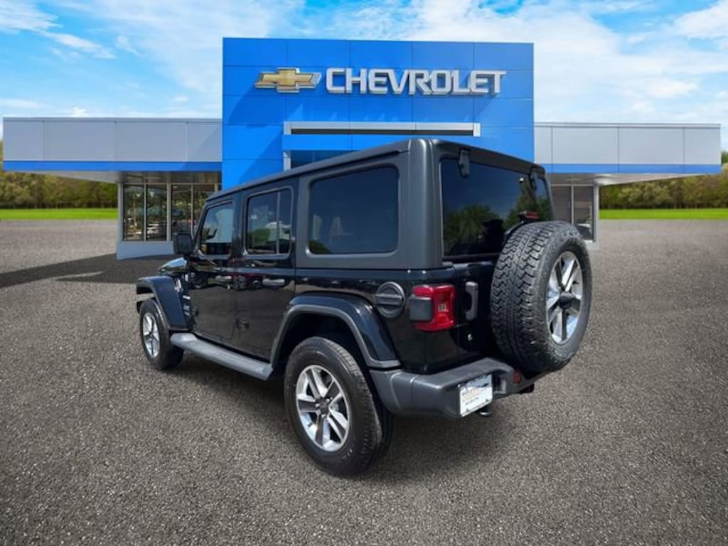Used 2019 Jeep Wrangler Unlimited Sahara