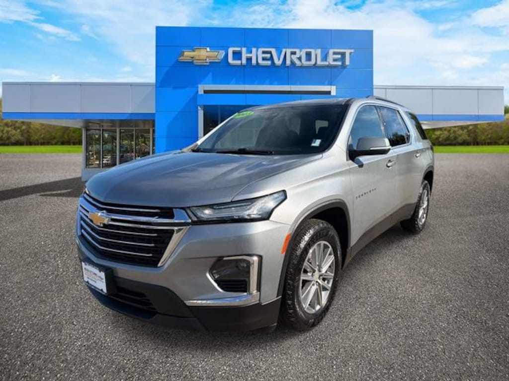 Used 2023 Chevrolet Traverse LT Leather SUV