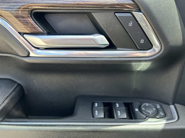 2023 Chevrolet Silverado 1500 RST - Photo 13