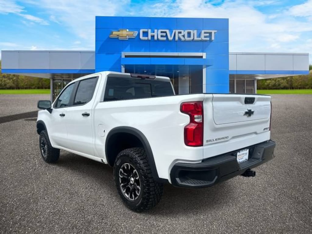 New 2026 Chevrolet Silverado 1500 ZR2 Truck
