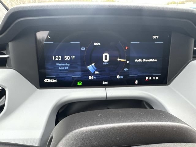 2027 Chevrolet Bolt RS - Photo 16