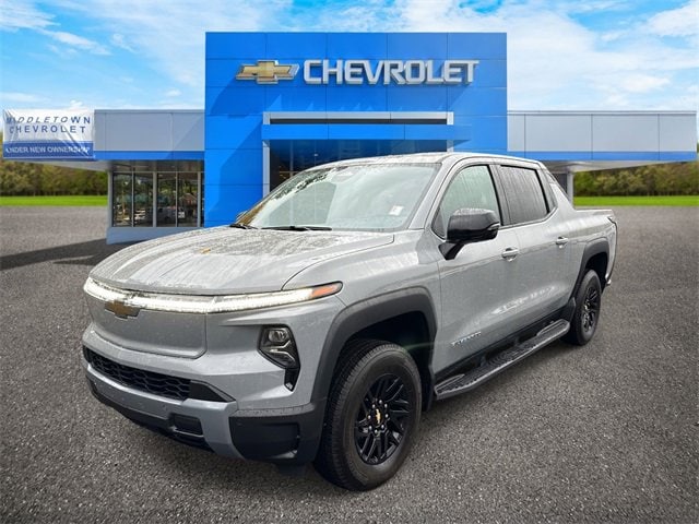 2025 Chevrolet Silverado EV LT's photo