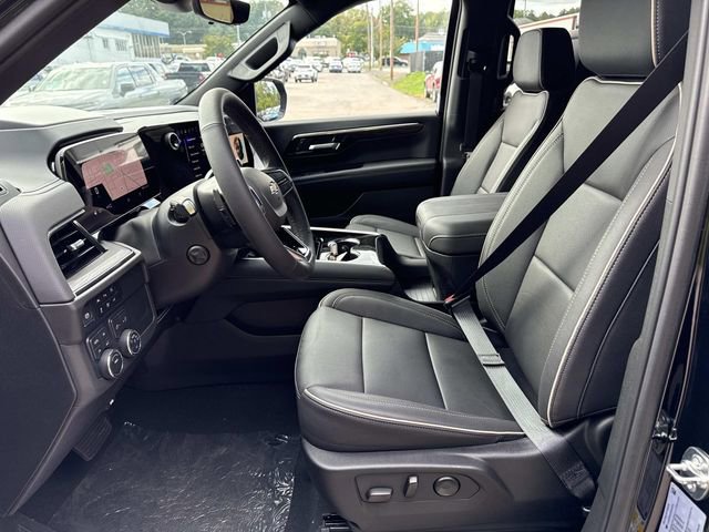 2025 Chevrolet Suburban Premier - Photo 21