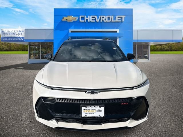 2025 Chevrolet Equinox EV RS - Photo 2