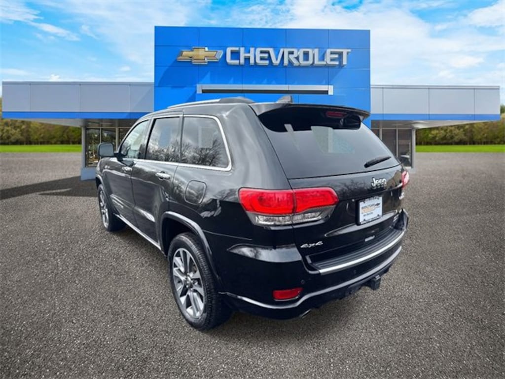 Used 2017 Jeep Grand Cherokee Overland