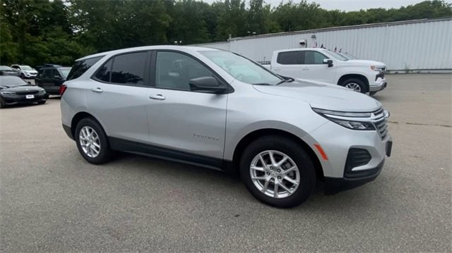 Used 2022 Chevrolet Equinox LS with VIN 2GNAXHEVXN6126052 for sale in Middletown, CT